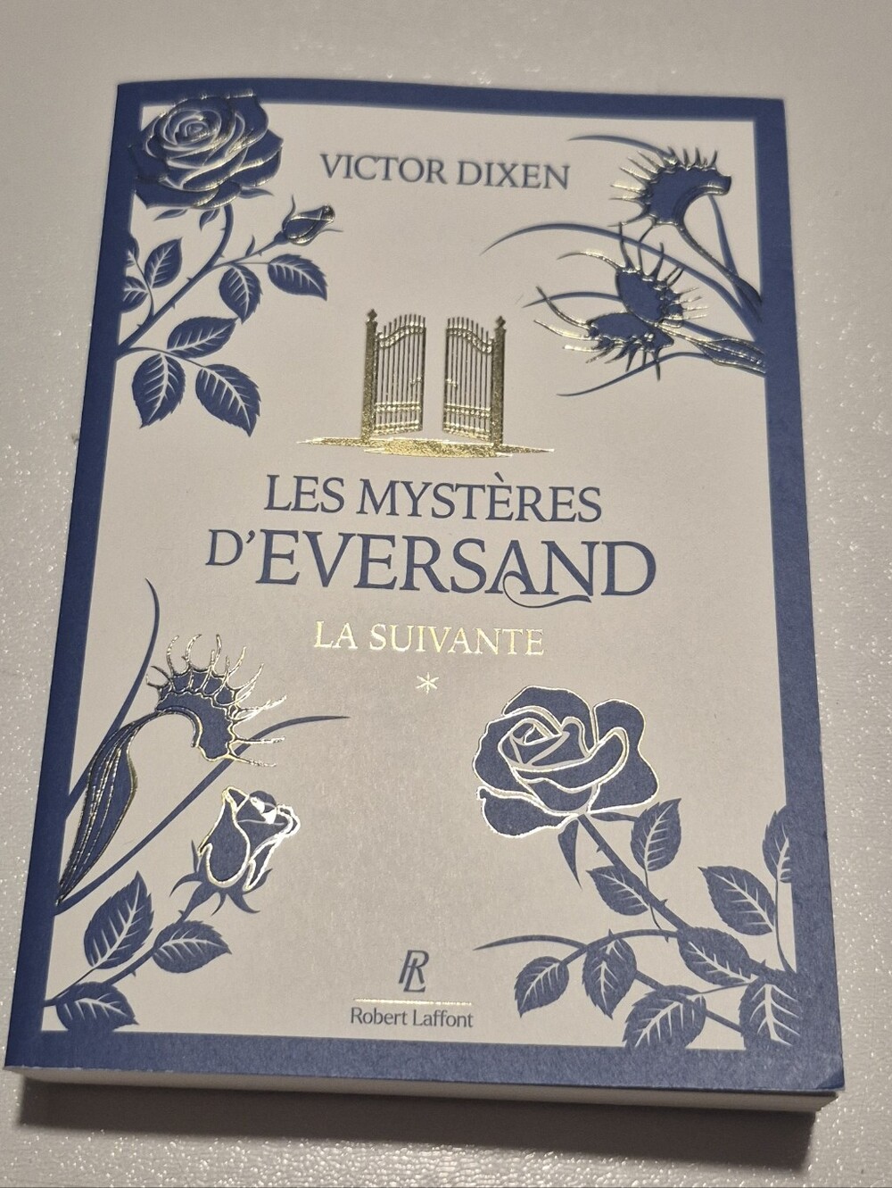 Les Mystères d'Eversand - Tome 1 La suivante (French Edition), Victor Dixen